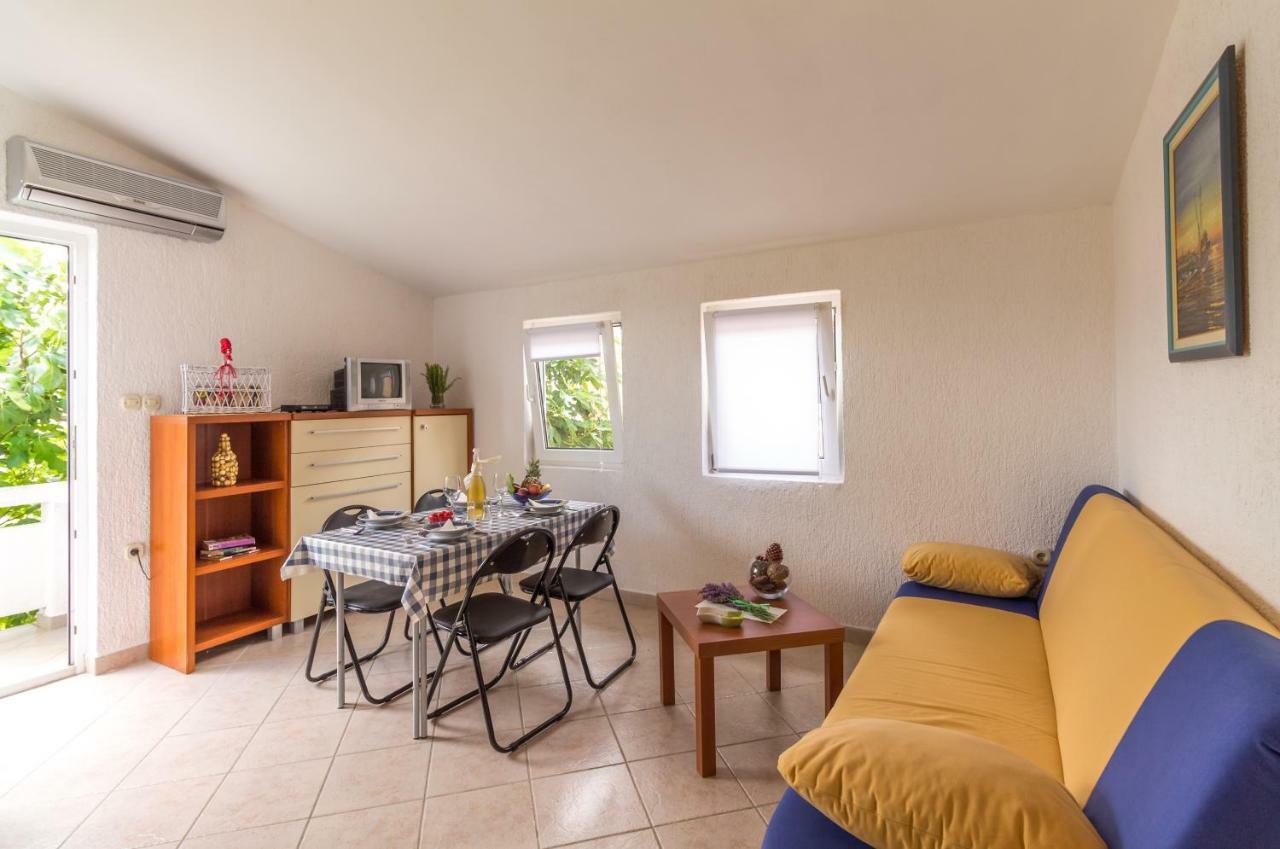 Fisa Apartments Вир Екстер'єр фото